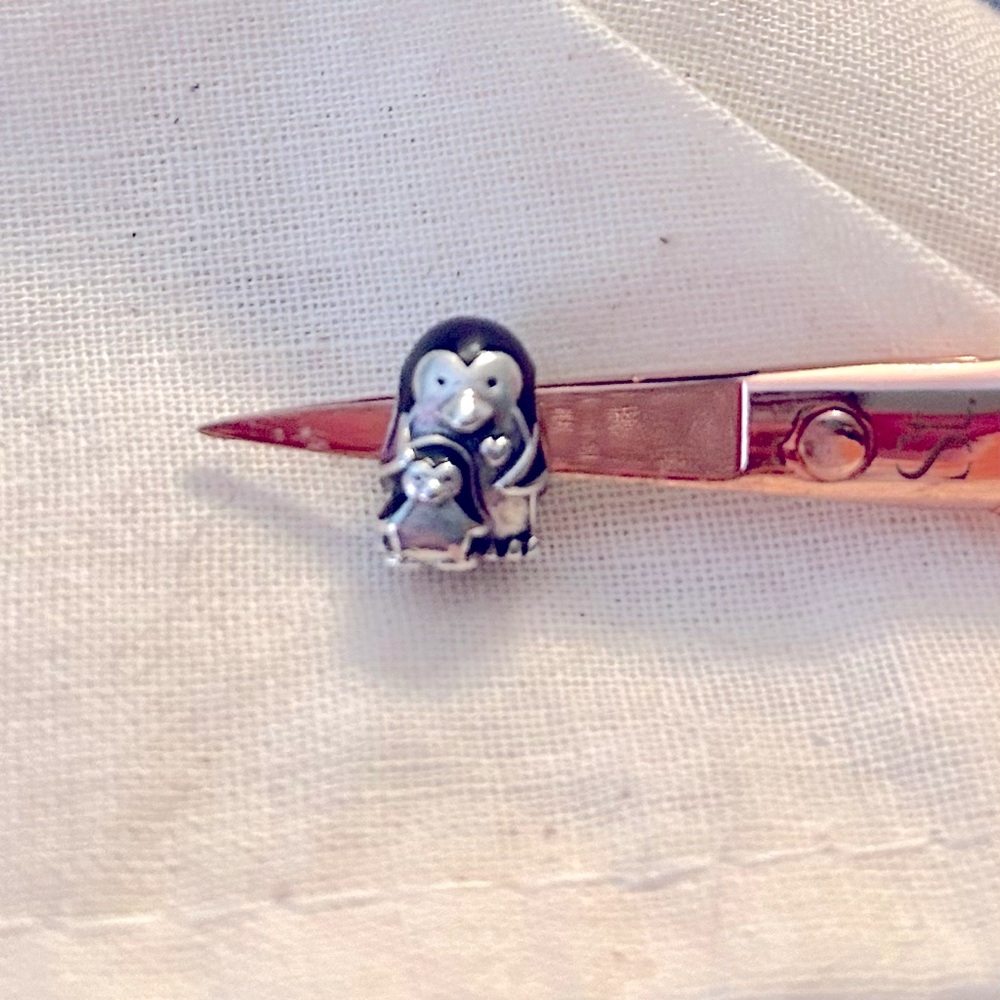 PANDORA PENGUIN AND BABY